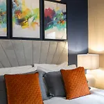 Deluxe One Bedroom Near Holborn